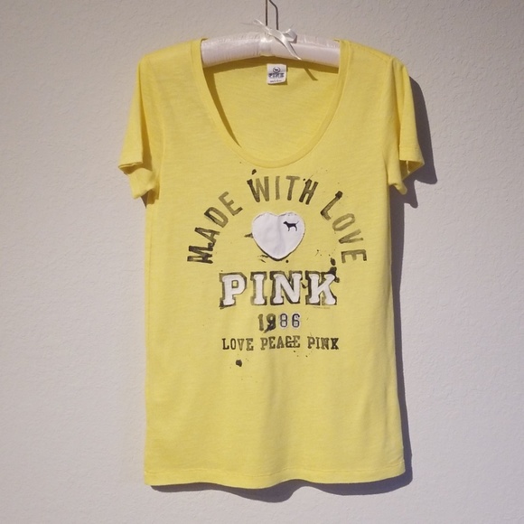 PINK Victoria's Secret Tops - 🍁PINK Victoria's Secret T-shirt
